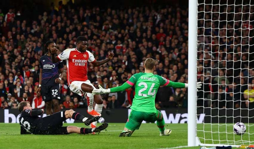 Premier League: Arsenal reclaim top spot with comfortable win over Luton