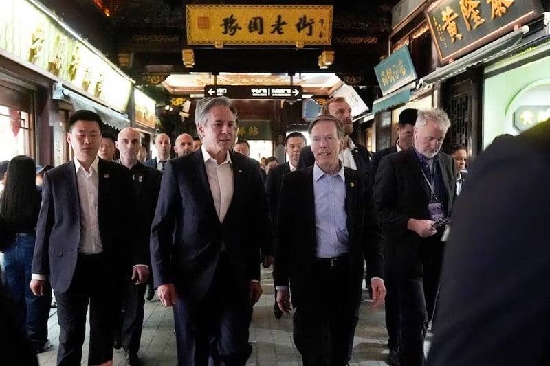 us secretary of state blinken and us ambassador to china burns walk through the yu gardens in shanghai china april 24 2024 photo reuters