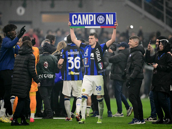 Inter Milan seal Scudetto in derby thriller with AC Milan