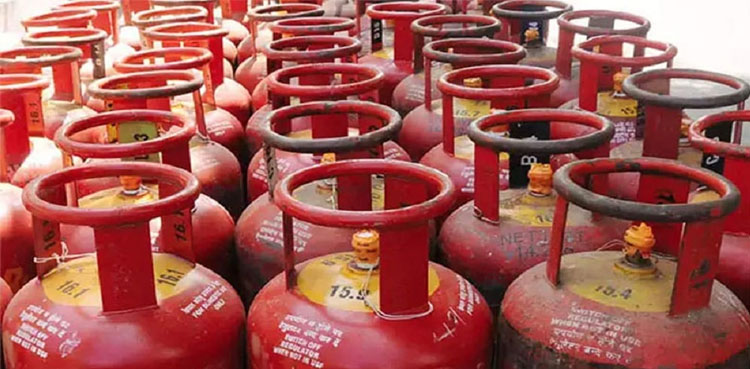 Pakistan LPG price reduced by Rs 11.88 per kg