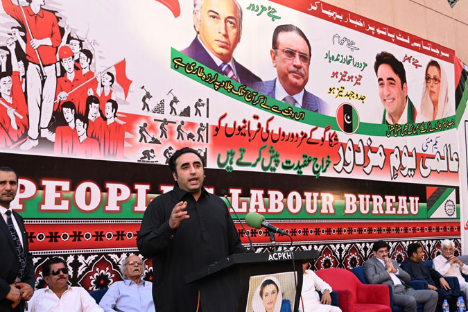 Bilawal opposes PIA privatisation, calls for public-private partnership