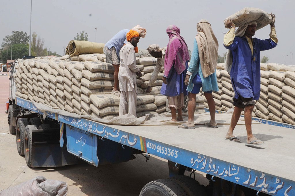 Ministry mulls adding dates on cement bags