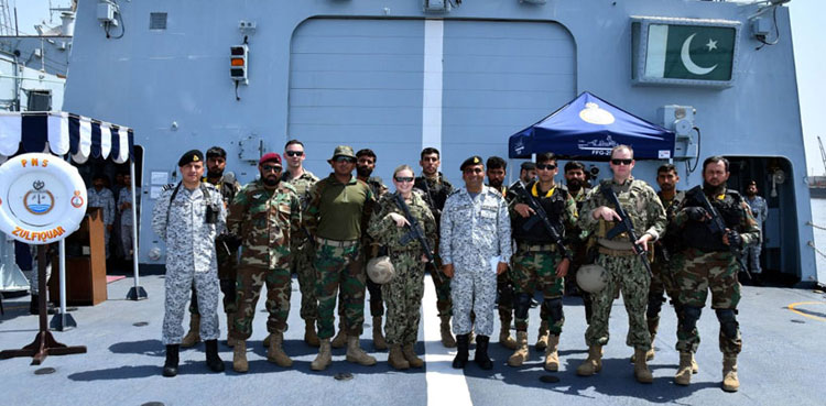 Pakistan, US navies hold joint drill