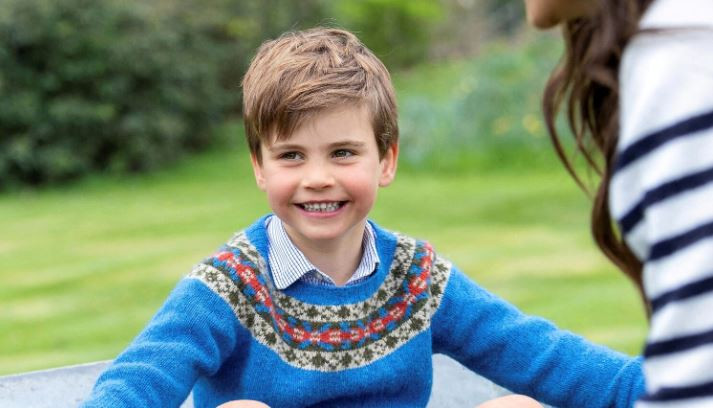 Prince Louis requests to wear a crown, just like his sister, Princess Charlotte